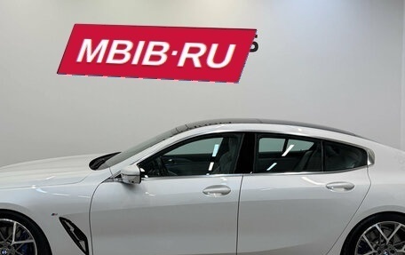 BMW 8 серия, 2020 год, 7 740 000 рублей, 5 фотография