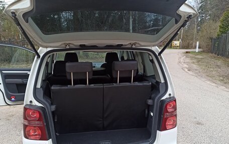 Volkswagen Touran III, 2009 год, 480 000 рублей, 12 фотография