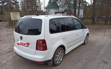 Volkswagen Touran III, 2009 год, 480 000 рублей, 4 фотография