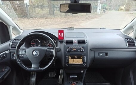 Volkswagen Touran III, 2009 год, 480 000 рублей, 14 фотография