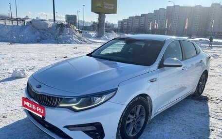 KIA K5 II, 2019 год, 1 190 000 рублей, 2 фотография