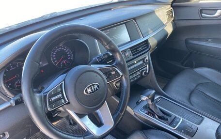 KIA K5 II, 2019 год, 1 190 000 рублей, 8 фотография