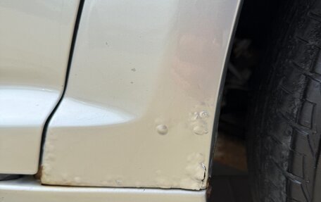 Toyota Avensis III рестайлинг, 2004 год, 680 000 рублей, 3 фотография