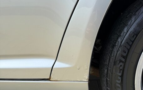 Toyota Avensis III рестайлинг, 2004 год, 680 000 рублей, 4 фотография