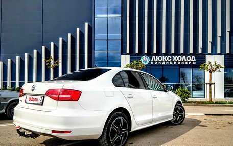 Volkswagen Jetta VI, 2015 год, 1 111 000 рублей, 9 фотография