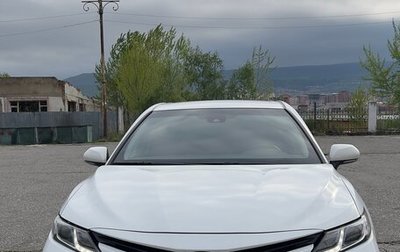 Toyota Camry, 2019 год, 2 350 000 рублей, 1 фотография