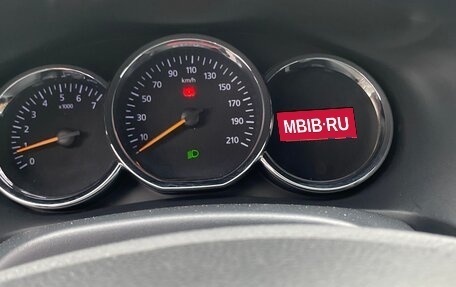 Renault Logan II, 2015 год, 650 000 рублей, 8 фотография