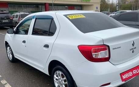 Renault Logan II, 2015 год, 650 000 рублей, 4 фотография