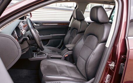 Skoda Superb III рестайлинг, 2012 год, 1 195 000 рублей, 11 фотография