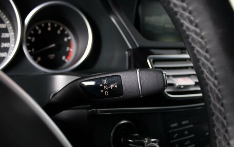 Mercedes-Benz E-Класс, 2015 год, 2 320 000 рублей, 15 фотография