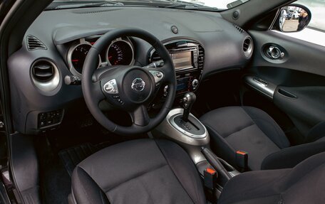 Nissan Juke II, 2013 год, 995 000 рублей, 13 фотография