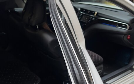 Toyota Camry, 2019 год, 2 350 000 рублей, 9 фотография