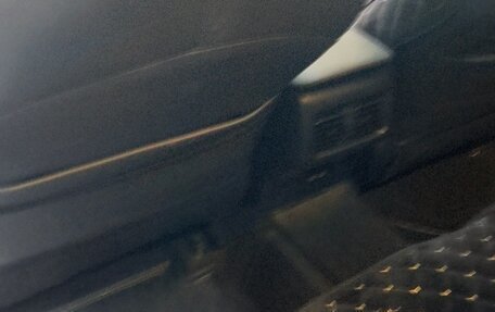 Toyota Camry, 2019 год, 2 350 000 рублей, 14 фотография