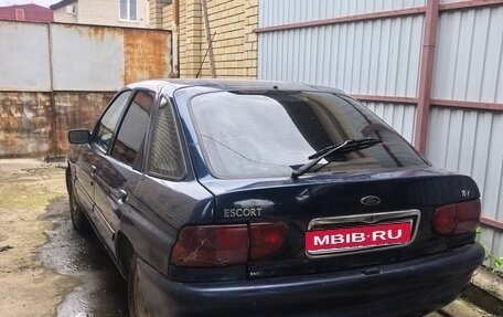 Ford Escort V, 2000 год, 80 000 рублей, 1 фотография