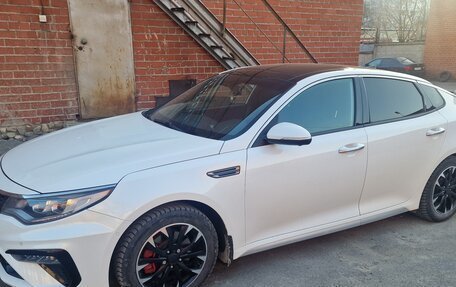 KIA Optima IV, 2018 год, 1 800 000 рублей, 3 фотография