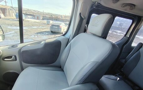 Renault Trafic, 2013 год, 1 850 000 рублей, 4 фотография