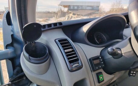 Renault Trafic, 2013 год, 1 850 000 рублей, 14 фотография