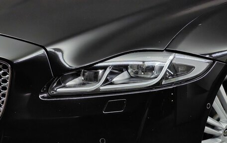 Jaguar XJ IV (X351), 2017 год, 2 875 000 рублей, 10 фотография