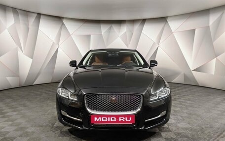 Jaguar XJ IV (X351), 2017 год, 2 875 000 рублей, 7 фотография