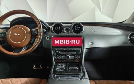 Jaguar XJ IV (X351), 2017 год, 2 875 000 рублей, 15 фотография