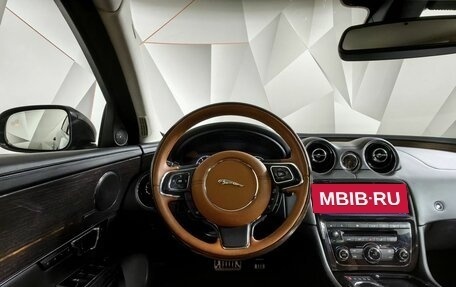 Jaguar XJ IV (X351), 2017 год, 2 875 000 рублей, 20 фотография