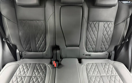 Mitsubishi Outlander III рестайлинг 3, 2022 год, 2 250 000 рублей, 14 фотография