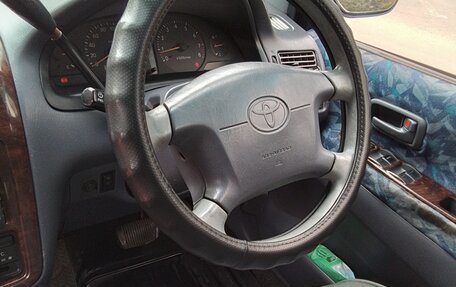 Toyota Ipsum II, 1997 год, 499 000 рублей, 12 фотография