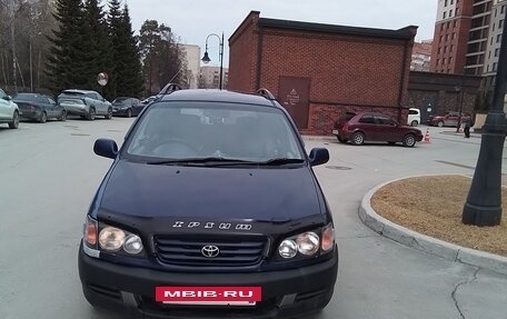 Toyota Ipsum II, 1997 год, 499 000 рублей, 5 фотография