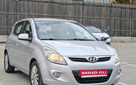 Hyundai i20 IB рестайлинг, 2009 год, 357 000 рублей, 3 фотография