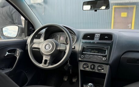 Volkswagen Polo VI (EU Market), 2012 год, 670 000 рублей, 11 фотография