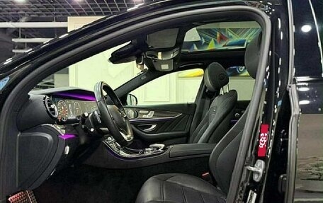 Mercedes-Benz E-Класс AMG, 2017 год, 4 500 000 рублей, 3 фотография