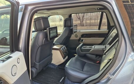 Land Rover Range Rover IV рестайлинг, 2018 год, 7 500 000 рублей, 9 фотография