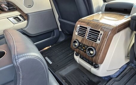 Land Rover Range Rover IV рестайлинг, 2018 год, 7 500 000 рублей, 10 фотография