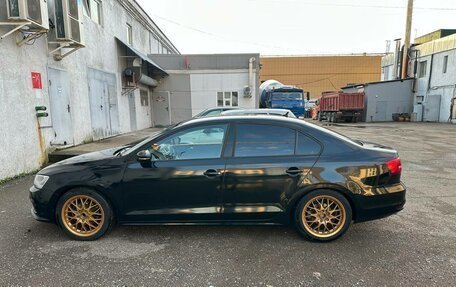 Volkswagen Jetta VI, 2015 год, 1 300 000 рублей, 2 фотография