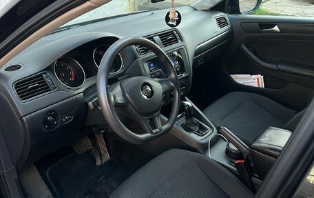 Volkswagen Jetta VI, 2015 год, 1 300 000 рублей, 6 фотография