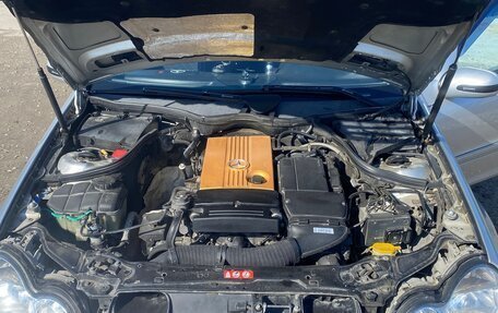 Mercedes-Benz C-Класс, 2004 год, 850 000 рублей, 2 фотография