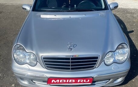 Mercedes-Benz C-Класс, 2004 год, 850 000 рублей, 7 фотография