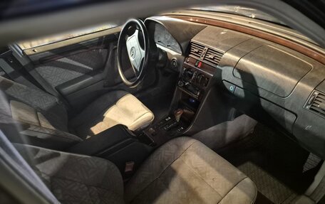 Mercedes-Benz C-Класс, 1995 год, 150 000 рублей, 3 фотография