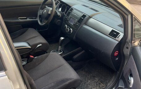 Nissan Tiida, 2010 год, 400 000 рублей, 9 фотография