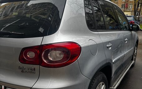 Volkswagen Tiguan I, 2010 год, 850 000 рублей, 4 фотография