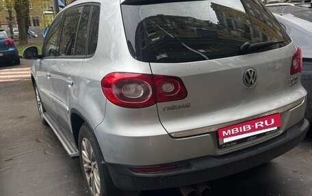 Volkswagen Tiguan I, 2010 год, 850 000 рублей, 3 фотография