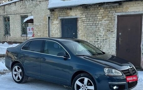 Volkswagen Jetta VI, 2005 год, 600 000 рублей, 13 фотография