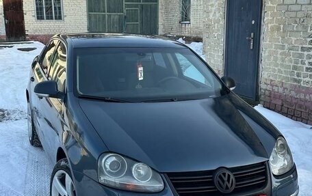 Volkswagen Jetta VI, 2005 год, 600 000 рублей, 12 фотография