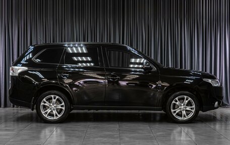 Mitsubishi Outlander III рестайлинг 3, 2014 год, 1 449 000 рублей, 5 фотография