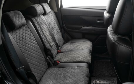 Mitsubishi Outlander III рестайлинг 3, 2014 год, 1 449 000 рублей, 7 фотография