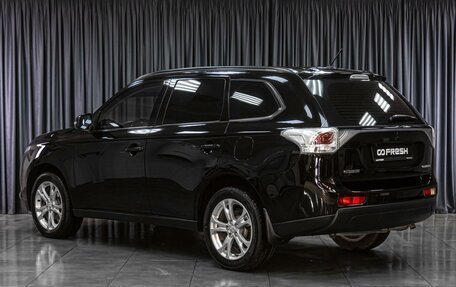 Mitsubishi Outlander III рестайлинг 3, 2014 год, 1 449 000 рублей, 2 фотография