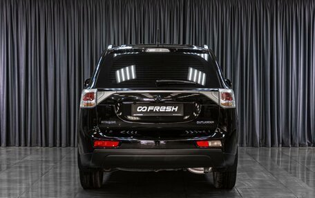 Mitsubishi Outlander III рестайлинг 3, 2014 год, 1 449 000 рублей, 4 фотография