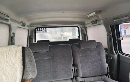 Mazda Bongo Friendee i рестайлинг, 2004 год, 590 000 рублей, 8 фотография