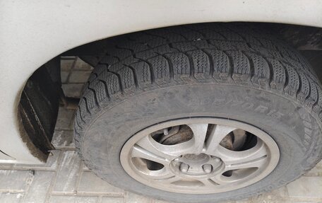 Mazda Bongo Friendee i рестайлинг, 2004 год, 590 000 рублей, 10 фотография