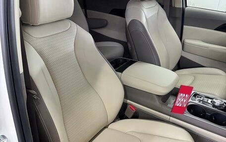 KIA Carnival, 2025 год, 5 950 000 рублей, 6 фотография